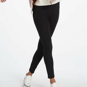 NWT Spanx 4 Pocket Skinny in Ponte Pants